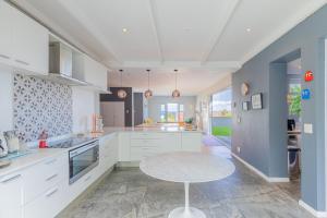 Seabreeze Camps Bay Bakoven