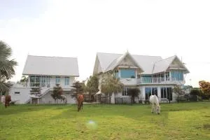 December To Remember House - Phanat Nikhom