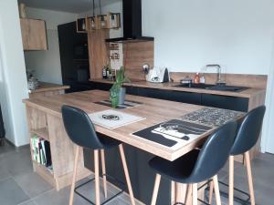 Maisons de vacances Villa jacuzzi : photos des chambres