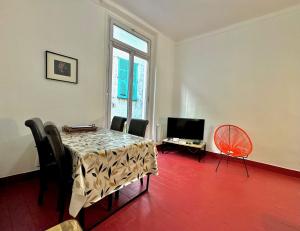 ApartHotel Riviera - PONT VIEUX 2 - Old town - Charm 2 Bedrooms Apartement AC - 5mn beach