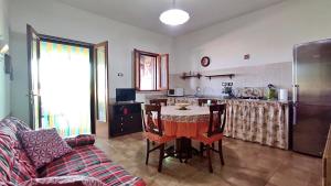 Casa Bolano - Con Piscina e Giardino Privato