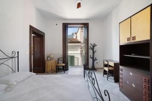 Nistela House