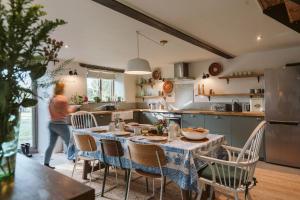 River Cottage by Birch Stays