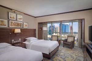 Sheraton Dubai Creek Hotel & Towers