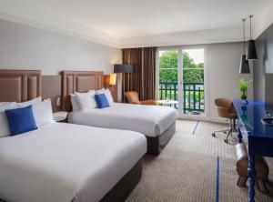 Renaissance Paris Hippodrome de St. Cloud Hotel