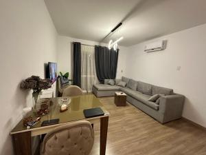 Luxury 2 bedrooms and 1 pathroom wide garden view