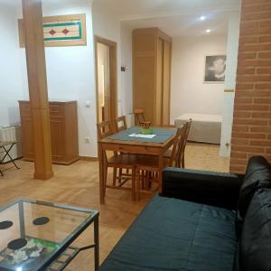 Modern Studio in Toledo - 45 m² - 4 guests