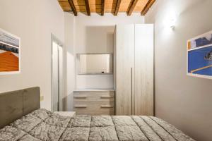Modena Central and Bright Apartament x4