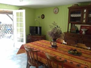 Maisons de vacances Maison a la campagne : Maison 2 Chambres