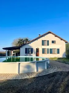 Maison à la campagne avec PISCINE et JACUZZI - Fargues