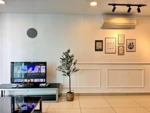 KSL Cosy B15 Tv Box Johor Bahru