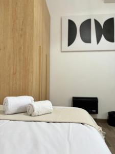 2BR Modern & Comfy Apartment in luxury neighbourhood