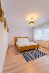 Hera's Bohemian Home - Şagu