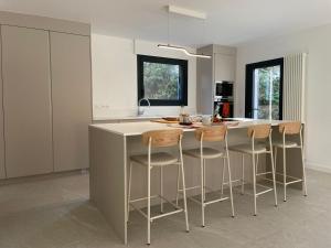 Villas Villa contemporaine et minimaliste : photos des chambres