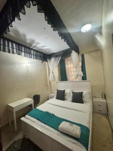 Queen Sheba Luxury homes