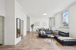 Yello Homes - Loft - Airport & Messe 6 Betten & Wifi