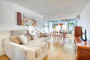 Camelies Apartament per 5 persones a 5 minuts de la Cala Rovira i a poca distància del centre de Platja d'Aro