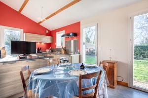 Maisons de vacances Petite maison a la campagne : photos des chambres