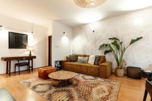 Warsaw Concierge Saxon Apartment