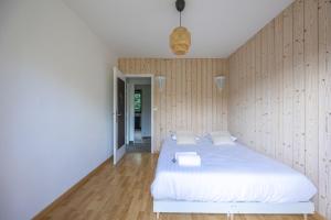 Villas Peaceful house - SPA - Babyfoot - Forest : photos des chambres