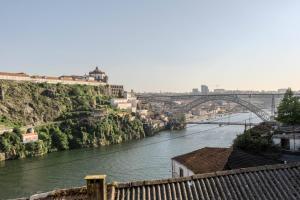 River Sight Corticeira III