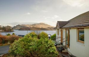 The Cottage, Willowbank