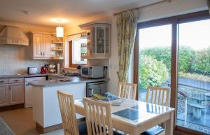 The Cottage, Willowbank