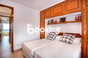 Rancho suizo Apartament per 4 persones amb vistes al mar amb piscina comunitària