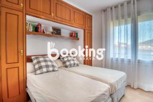 Rancho suizo Apartament per 4 persones amb vistes al mar amb piscina comunitària