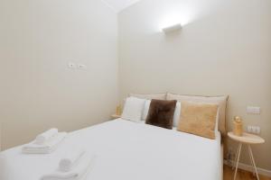 Primaticcio M1 Modern and Bright Apartment