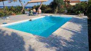Villa al mare sulla scogliera
