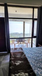 Casa Doon Vista - 2 BHK Doon Valley View Home, near Mall Road