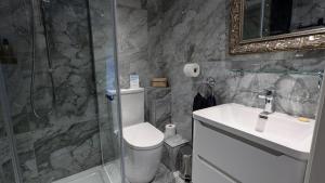 West Lyn Farm Bed & Breakfast