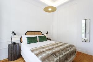 UNIQUE CHIADO by Mishas Place