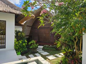 Villa Leon - Ungasan, Private Sauna, Hot Tub, BBQ & Breakfast, 3BR Oasis