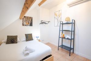 Appartements Le Pic-Paris : Maison de Vacances