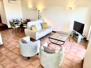 06 Terracos de Benagil - Casa Rosa Azul