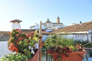 La buhardilla rústica by SIERRA VIVA - La Nava