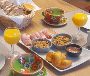 Domaine de Bellevue Cottage en Périgord- Bergerac 5mn - Petits-déjeuners inclus - Salle deau privative - Parc 3ha - Parking Privé Gratuit