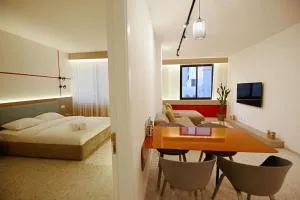 Cactus a 2 bedrooms apartment in Gemmayze - El Rmeile