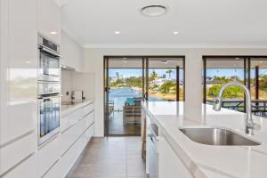 Water View Family Getaway - WiFi, Pool, BBQ