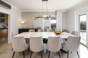 Luxury villa (10 pax) near the beach