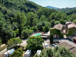 Le Moulin D'onclaire Camping et chambres d'hôtes