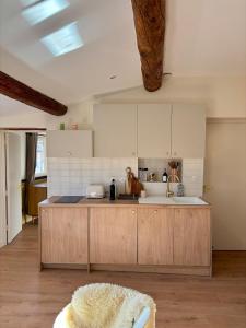 Magnifique appartement 2 chambres Aix & Cours Mirabeau