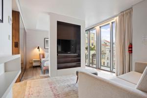 Santos Luxury Studio and Gym II