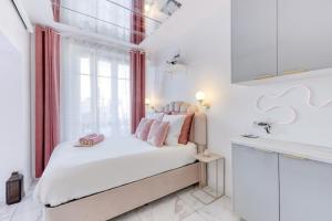 Appartements Love Room Suite Jacuzzi : photos des chambres