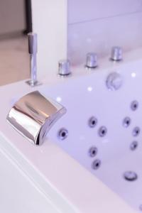 Love Room Suite Jacuzzi