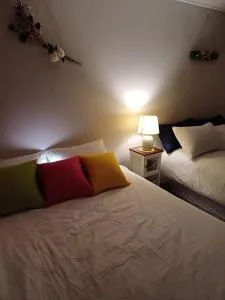 With US 2 - Sŏwŏn-ni