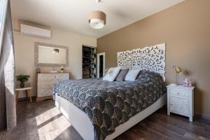 Maisons de vacances Maison de Charme en Provence avec jardin et piscine : photos des chambres