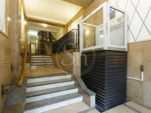 Design Monumental Apartment